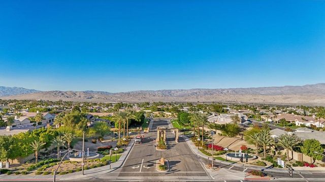12 Calais Circle, Rancho Mirage, CA 92270