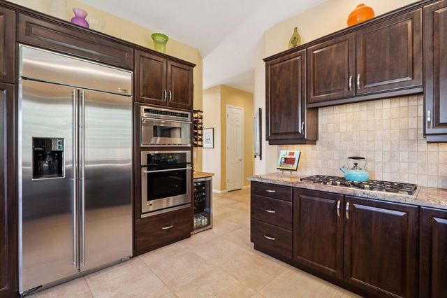 12 Calais Circle, Rancho Mirage, CA 92270