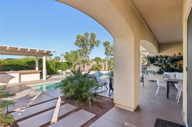 12 Calais Circle, Rancho Mirage, CA 92270