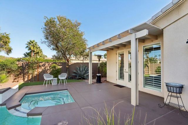 12 Calais Circle, Rancho Mirage, CA 92270