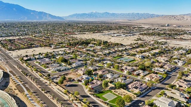 12 Calais Circle, Rancho Mirage, CA 92270