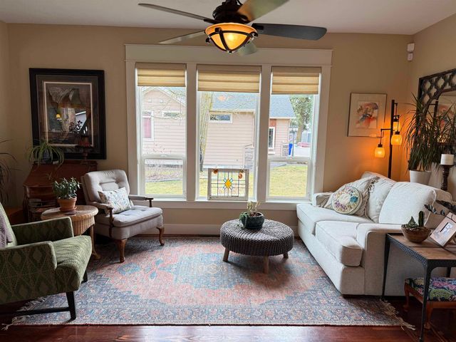 820 N Vernon Ave, Deer Park, WA 99006