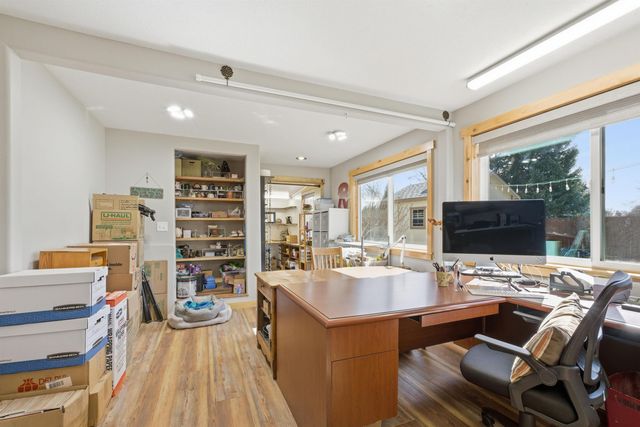820 N Vernon Ave, Deer Park, WA 99006