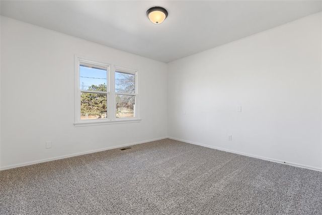 9507 Stratford Drive, The Village, OK 73120