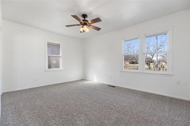 9507 Stratford Drive, The Village, OK 73120