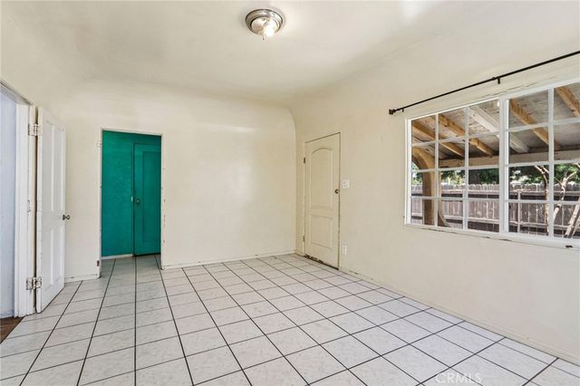 7315 Woodley, Van Nuys, CA 91406