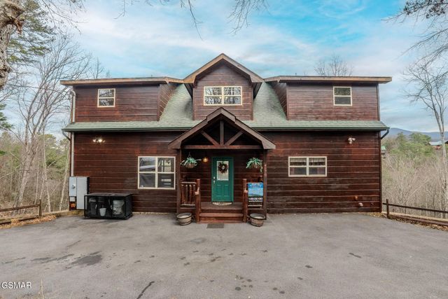 4170 Chamberlain Lane, Sevierville, TN 37862