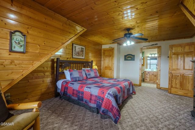 4170 Chamberlain Lane, Sevierville, TN 37862