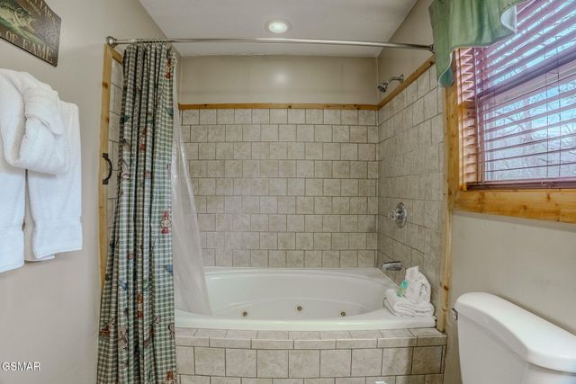 4170 Chamberlain Lane, Sevierville, TN 37862