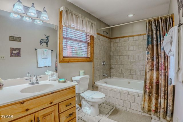 4170 Chamberlain Lane, Sevierville, TN 37862
