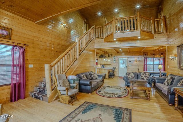 4170 Chamberlain Lane, Sevierville, TN 37862