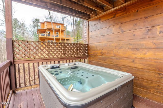 4170 Chamberlain Lane, Sevierville, TN 37862