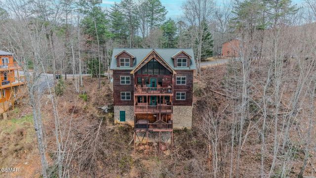 4170 Chamberlain Lane, Sevierville, TN 37862