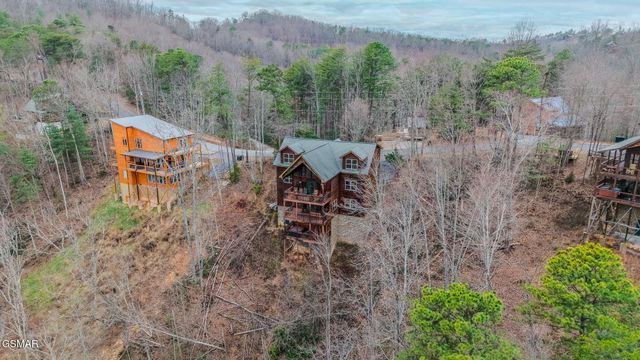 4170 Chamberlain Lane, Sevierville, TN 37862