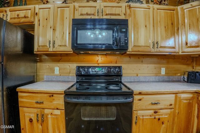 4170 Chamberlain Lane, Sevierville, TN 37862