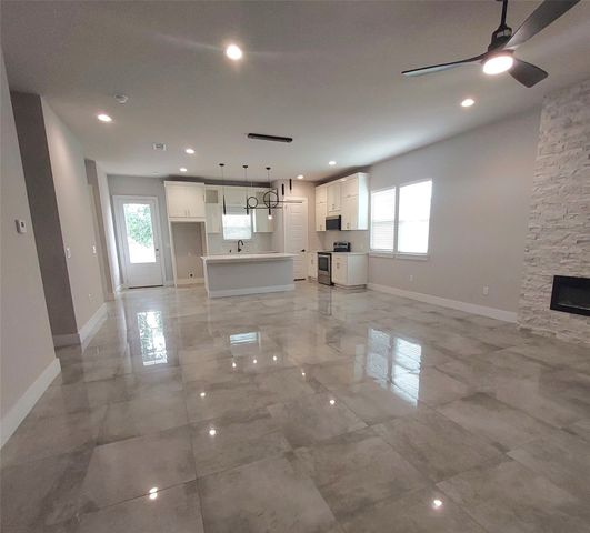 2604 Flora Lane, Denison, TX 75020