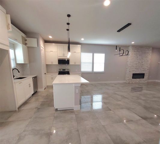 2604 Flora Lane, Denison, TX 75020