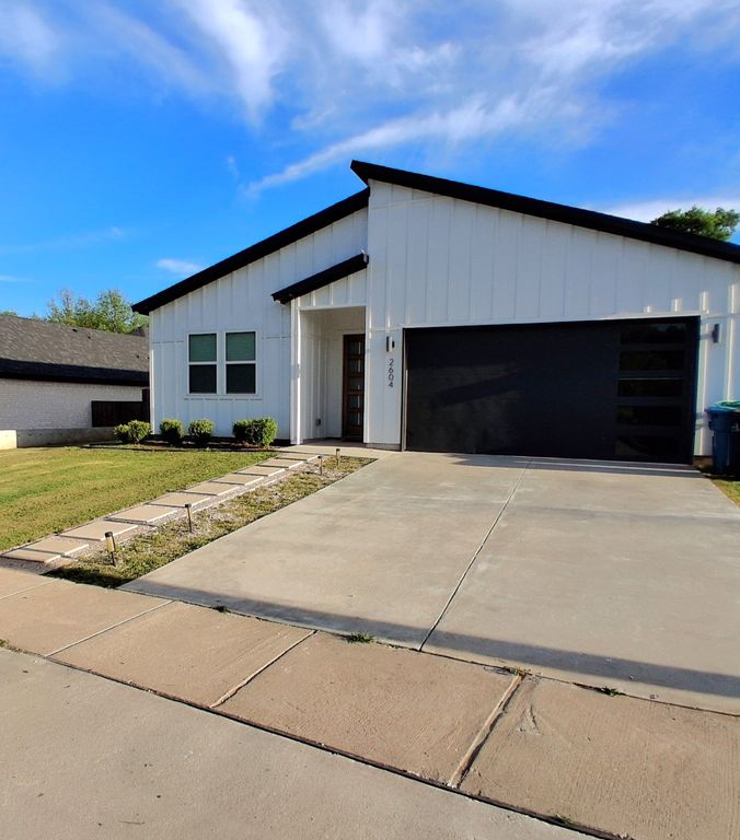 2604 Flora Lane, Denison, TX 75020