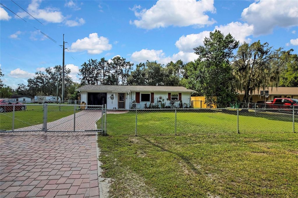 7766 E SPANISH TRAIL, Floral City, FL 34436