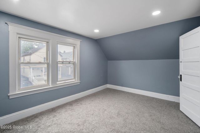 434 Cedar Street, Schenectady, NY 12306