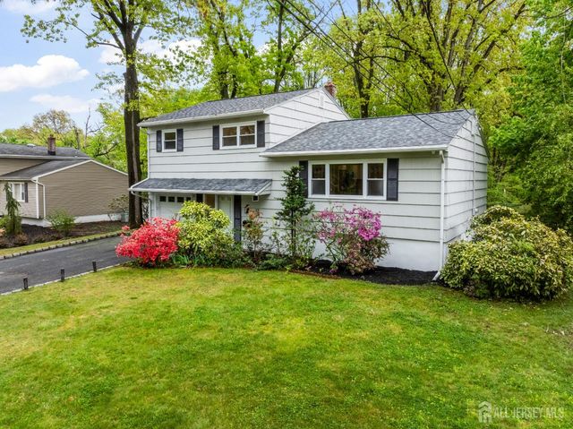 12 Barrie Road, East Brunswick, NJ 08816