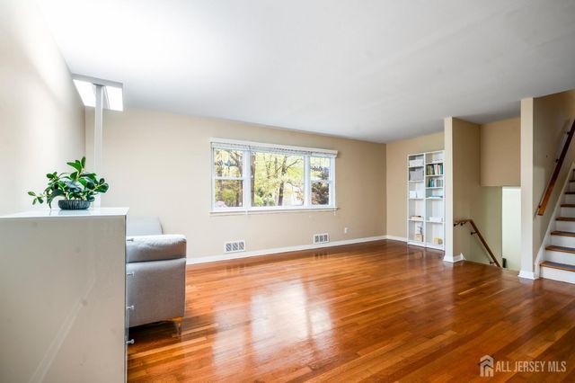 12 Barrie Road, East Brunswick, NJ 08816