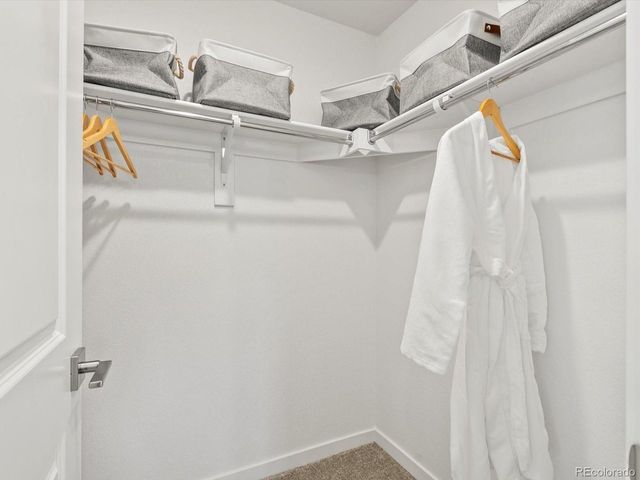 2060 S Holly St 4, Denver, CO 80222