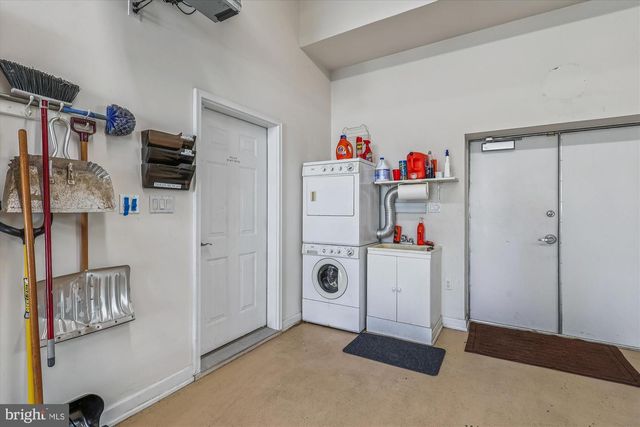 1001 HILLTOP RD, Baltimore, MD 21226