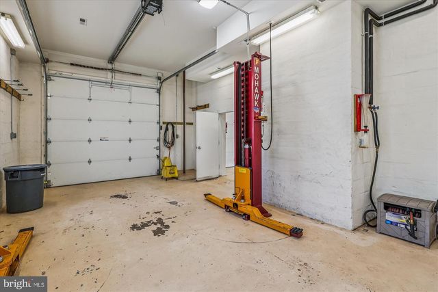 1001 HILLTOP RD, Baltimore, MD 21226