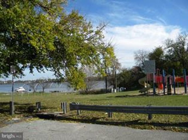 1001 HILLTOP RD, Baltimore, MD 21226