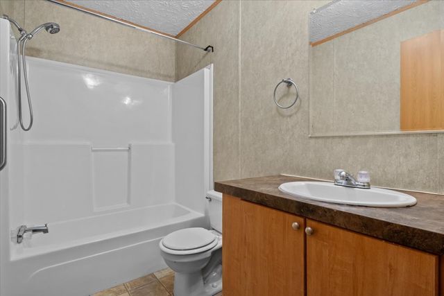 211 Old Stagecoach Ln, Erin, TN 37061