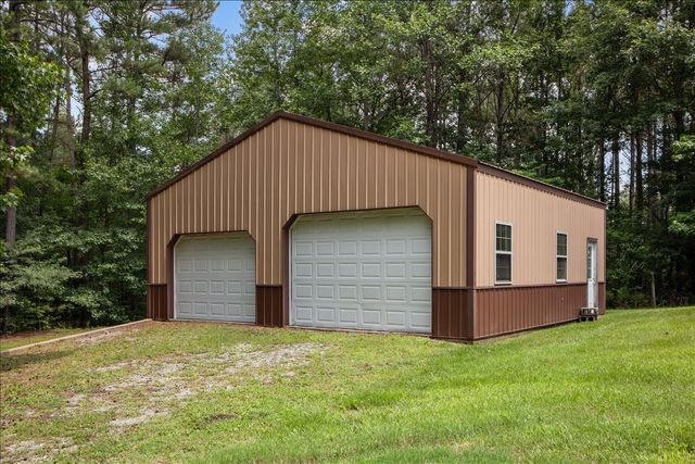 211 Old Stagecoach Ln, Erin, TN 37061