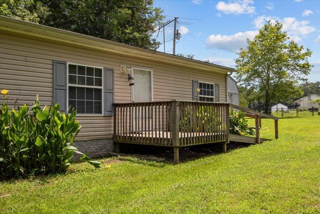 211 Old Stagecoach Ln, Erin, TN 37061