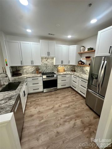 18823 Cloverstone Circle, Cornelius, NC 28031