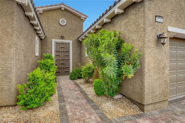 5729 Douglas Everett Street, Las Vegas, NV 89120