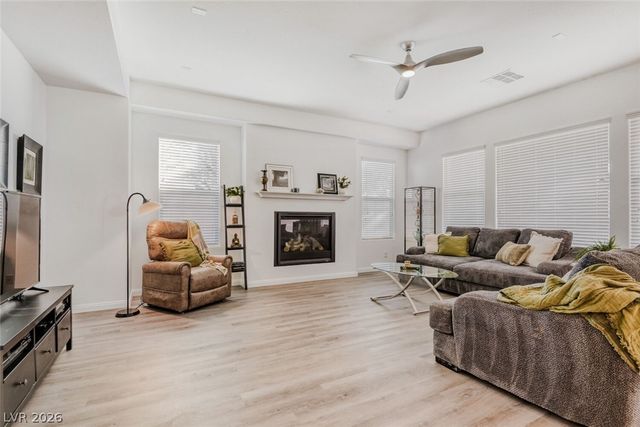 5729 Douglas Everett Street, Las Vegas, NV 89120