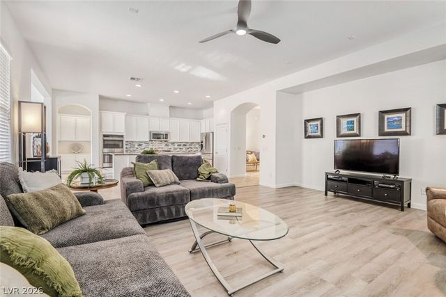 5729 Douglas Everett Street, Las Vegas, NV 89120