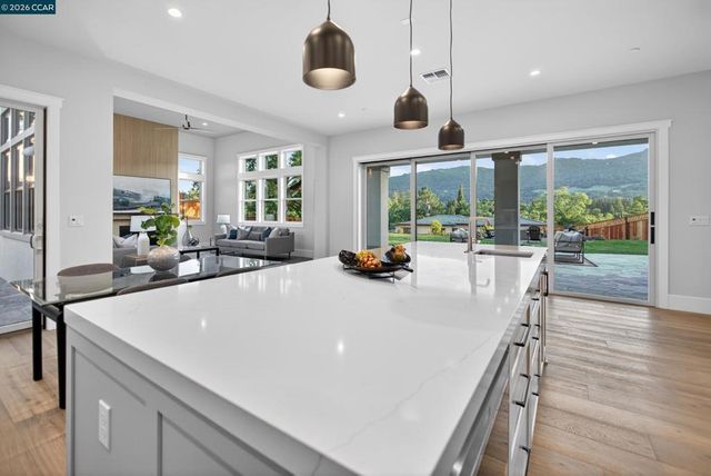 80 Nelson Lane, Danville, CA 94526