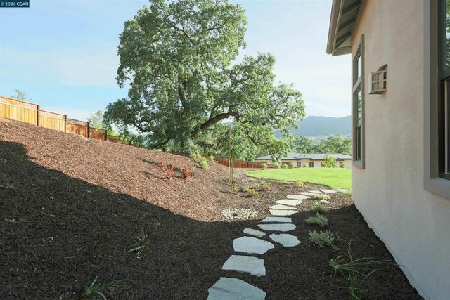 80 Nelson Lane, Danville, CA 94526