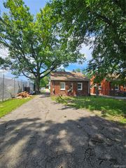 12876 Faust Avenue, Detroit, MI 48223