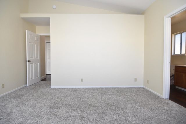 1827 Shadow Park Dr, Turlock, CA 95380