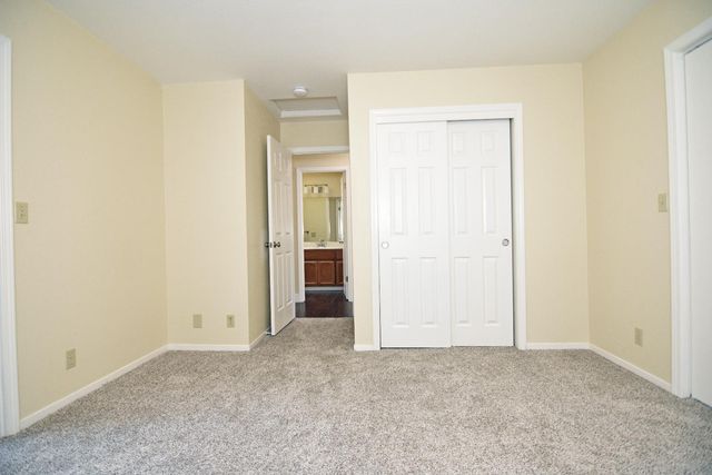 1827 Shadow Park Dr, Turlock, CA 95380