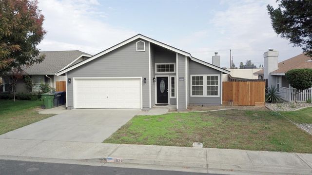 1827 Shadow Park Dr, Turlock, CA 95380