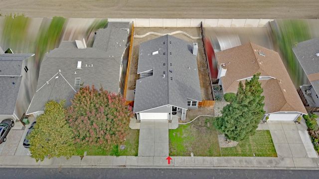 1827 Shadow Park Dr, Turlock, CA 95380