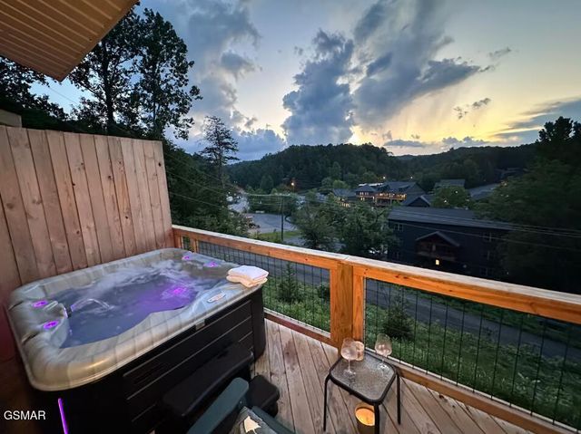 849 Morton Drive, Gatlinburg, TN 37738
