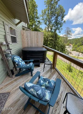 849 Morton Drive, Gatlinburg, TN 37738