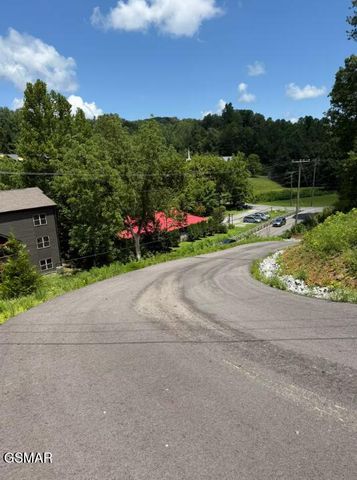 849 Morton Drive, Gatlinburg, TN 37738