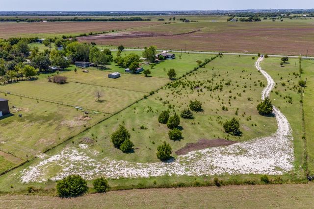 231 Remington Drive, Waxahachie, TX 75165