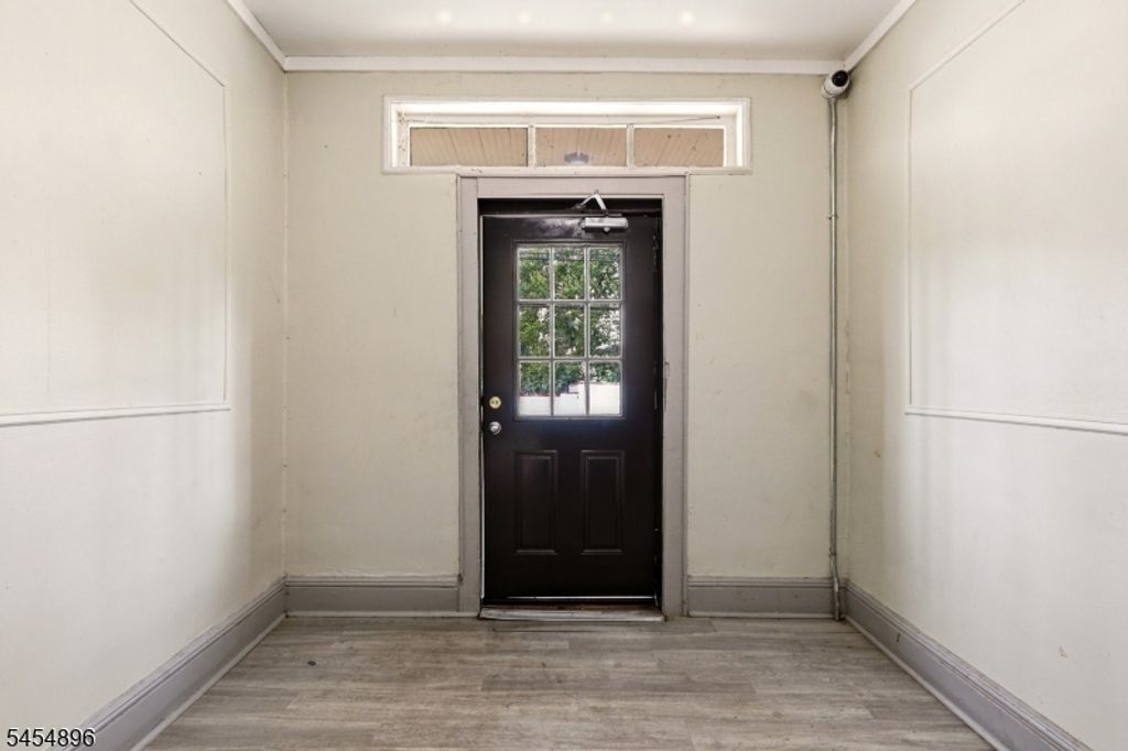 37 Hanford St, Newark City, NJ 07114 — photo 4