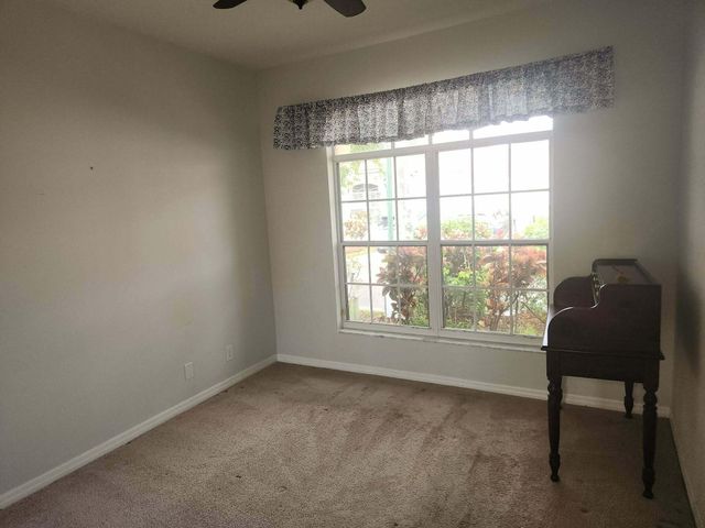 2100 Bonisle Circle, Riviera Beach, FL 33418